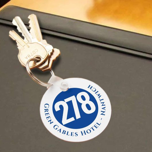 Porte-clés Nom de l'hôtel Plus Numéro de chambre sur un Porte