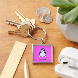 Porte-clés Nom personnalisé pingouin mignon sur rose