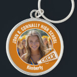 Porte-clés Orange Pom-pom girl Photo High School Spirit<br><div class="desc">Ce cadeau photo de pom-pom girl cool customisé au lycée présente une typographie blanche de votre équipe et le nom du joueur sur un porte - clé orange avec un mégaphone plus gai. Personnalisez avec la photo de votre élève et l'année de classe en tant que parent encourageant fier. Un...</div>
