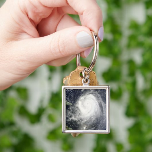 Porte-clés Ouragan Earl (main)