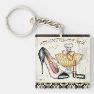 Porte-clés Parfum, rouge à lèvres rouge, et une chaussure