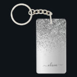Porte-clés Parties scintillant d'argent étincelle Glam métal<br><div class="desc">Argent Faux Foil Parties scintillant à étincelles métalliques brossé Nom du Porte - clé. Cela rend le cadeau parfait pour 16 ans,  mariage,  douche nuptiale,  anniversaire,  baby shower ou bachelorette pour quelqu'un qui aime le luxe glam et les styles chic.</div>