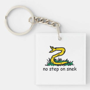 Porte-clés Pas de pas sur les mèmes de snek parodie de Gadsde