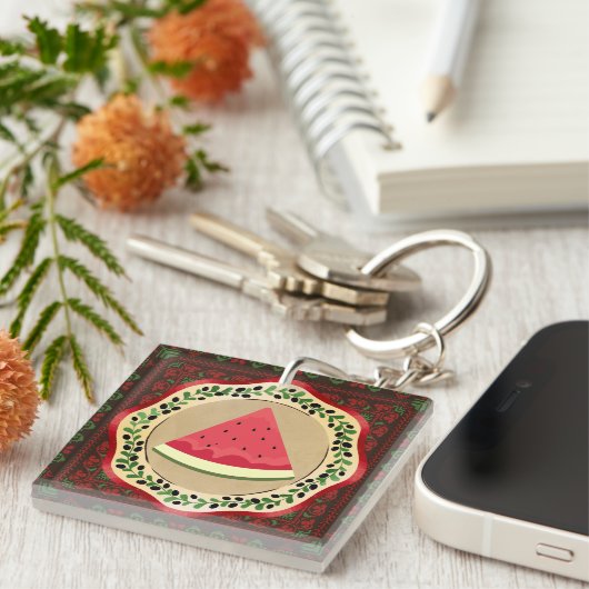 Porte-clés pastèque sur plaque d'olive avec tatreez palestini (Devant Droit)