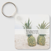 Porte-clés Photo de 2 ananas sur une plage (Recto)