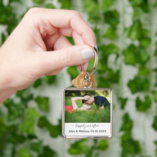 Porte-clés Photo mariage Heureusement Jamais Après Nom Date (main)