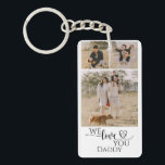 Porte-clés Photo personnalisée Collage Aimez-vous Coeur moder<br><div class="desc">Un collage photo personnalisable avec "love you" dans un script moderne avec des coeurs avec du texte personnalisé,  ajoutez vos propres photos et personnalisées à "we,  or i" love you,  pourrait être fait pour papa,  maman,  grands-parents,  et plus encore.</div>