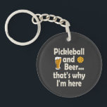 Porte-clés Pickleball et bière C'est pourquoi je suis ici<br><div class="desc">Lorsque vous voulez seulement jouer à quelques jeux puis prendre une bière ce porte - clé de pickleball est parfait pour vos clés ou sur votre club fob.</div>