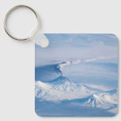 Porte-clés Plume Émanant Du Volcan Kliuchevskoi. (Recto)