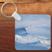 Porte-clés Plume Émanant Du Volcan Kliuchevskoi. (Recto)