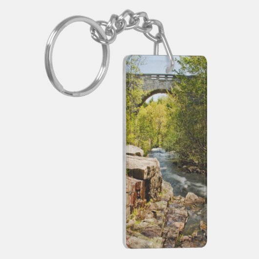 Porte-clés Pont au-dessus de rivière (Devant gauche)