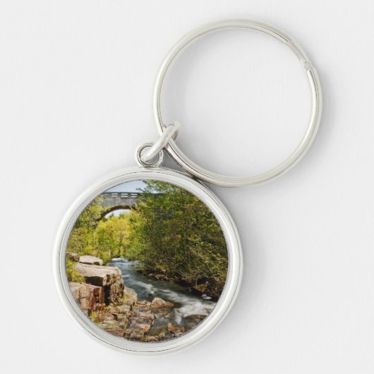 Porte-clés Pont au-dessus de rivière (Devant)