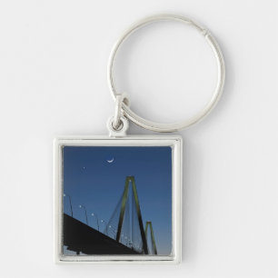 Porte-clés Pont de Jr. d'Arthur Ravenel au crépuscule