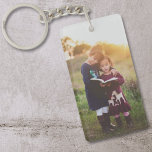 Porte-clés Porte - clé acrylique à deux côtés personnalisé<br><div class="desc">ajoutez facilement vos images verticales à ce porte - clé modèle. ce modèle permet une autre photo à l'avant et à l'arrière du porte - clé...  à la recherche d'un texte,  ou d'une seule image ? consultez notre boutique pour plus d'options modèle</div>