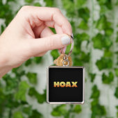 PORTE-CLÉS PORTE - CLÉ HOAX (main)