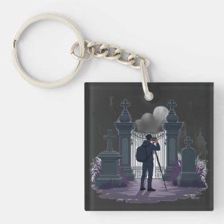 Porte-clés Porte de cimetière gothique en silhouette