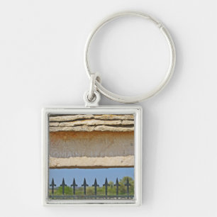 Porte-clés Porte et clé de voûte sculptée avec Montrachet,