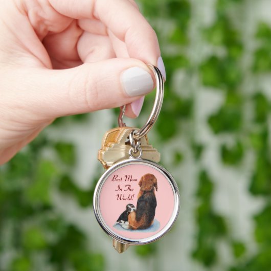 Porte-clés portrait du beagle chiot mignon avec maman chien (main)