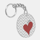Porte-clés Red Heart on Grey Chevron Stripe avec nom (Devant gauche)