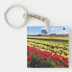 Porte-clés Red & Yellow Tulip Field with Hot Air Balloon