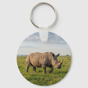 Porte-clés Rhinocéros Solitaire Marchant Dans Une Prairie Ouv