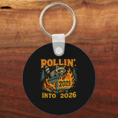 Porte-clés Rollin’ Into 2026 Funny Raccoon Dumpster Fire  (Recto)