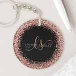 Porte-clés Rose Gold Blush Pink Parties scintillant Glam Nom<br><div class="desc">Glam Rose Gold Glitter Elegant Monogram Keychain. Easily personalize this trendy chic keychain design featuring elegant rose gold economg glitter on a black background. The design feh your handwritten script monogram with pretty swirls and your name.</div>