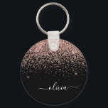 Porte-clés Rose Gold Blush Pink Parties scintillant Script Mo<br><div class="desc">Black and Rose Gold - Blush Pink Sparkle Parties scintillant Script Monogramme Nom Clés (Porte - clé). Cela rend le cadeau parfait pour 16 ans,  mariage,  douche nuptiale,  anniversaire,  baby shower ou bachelorette pour quelqu'un qui aime le luxe glam et les styles chic.</div>