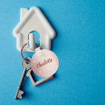 Porte-clés Rose or argent parties scintillant poussière monog<br><div class="desc">Un arrière - plan rose à dégradé d'or décoré avec de la poussière de parties scintillant en faux argent. Personnalisez et ajoutez votre nom. Texte de couleur or rose foncé.</div>
