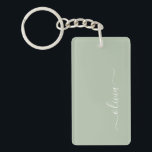 Porte-clés Sage Green Minimaliste Moderne Monogramme Élégant<br><div class="desc">Découvrez notre collection moderne minimaliste de monogramme Sage Green : Élégez votre esthétique avec une sophistication sereine et une élégance intemporelle. Notre collection présente des designs minimalistes dans une teinte verte sage et tranquille, complétés par des monogrammes raffinés adaptés à votre style personnel. De la papeterie polie aux accessoires polyvalents,...</div>