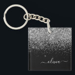 Porte-clés Script Monogram Girly Name<br><div class="desc">Parties scintillant à étincelle noire et argent Faux Foil Script Monogramme Nom Porte - clé. Cela rend le cadeau parfait pour 16 ans,  mariage,  douche nuptiale,  anniversaire,  baby shower ou bachelorette pour quelqu'un qui aime le luxe glam et les styles chic.</div>