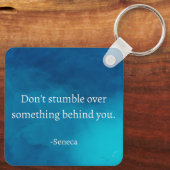 Porte-clés Seneca : Concentrons-nous sur l'avenir, ne tombez  (Verso)