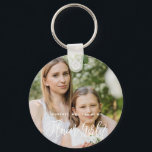 Porte-clés Serez-vous mon clavier photo Flower Girl<br><div class="desc">Minimaliste et moderne, tu seras mon anneau de clé florale fille. Le texte et les messages peuvent être modifiés à l'arrière de la carte. Pour une personnalisation plus avancée de cette conception, par exemple la modification de la disposition, de la police ou de la taille du texte, cliquez sur le...</div>