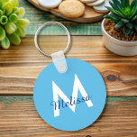 Porte-clés simple Blue turquoise moderne Monogramme girly Nom<br><div class="desc">Cette chaîne de touches élégante présente une esthétique contemporaine et propre, avec un coloris de teal bleu vif. Personnalisez-le avec votre monogramme pour ajouter une touche d'individualité à vos nécessités quotidiennes. Parfait pour garder vos clés organisées et facilement identifiables, cette chic chaîne monogramme combine style et fonctionnalité. Mettez à niveau...</div>