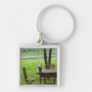 Porte-clés SLOVÉNIE, PRIMORSKA, Spodnja Idrija : Table sur