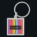 Porte-clés Stripes arc-en-ciel personnalisées<br><div class="desc">Un motif rayé arc-en-ciel multicolore brillant avec un modèle pour ajouter votre nom ou un autre texte.</div>