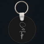 Porte-clés Style moderne Nom de script noir<br><div class="desc">Un porte - clé de nom de script simple,  élégant,  avec une typographie blanche sur le noir. Style minimaliste.</div>