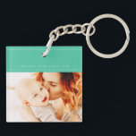 Porte-clés Super Maman Depuis 20XX Moderne Simple Thread Phot<br><div class="desc">Ce design simple et moderne est composé de typographie serif et d'ajouter une photo personnalisée. Magnifique maman Depuis 20XX typographie sur la photo de votre maman,  maman,  mère,  maman,  maman,  etc. C'est un cadeau parfait pour votre maman pour son anniversaire,  le jour de la mère,  Noël,  etc.</div>