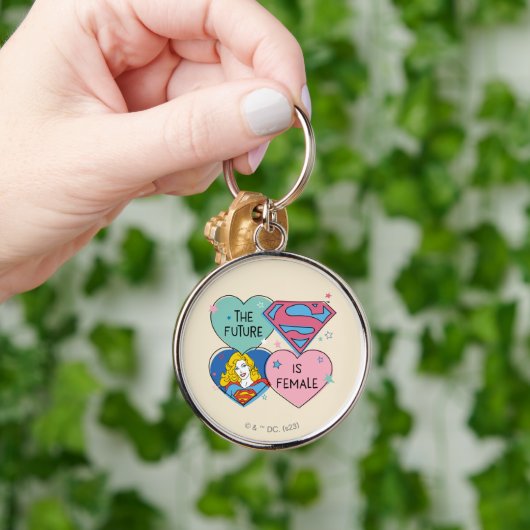 Porte-clés Supergirl hors de ce monde Retro Graphisme (Main)