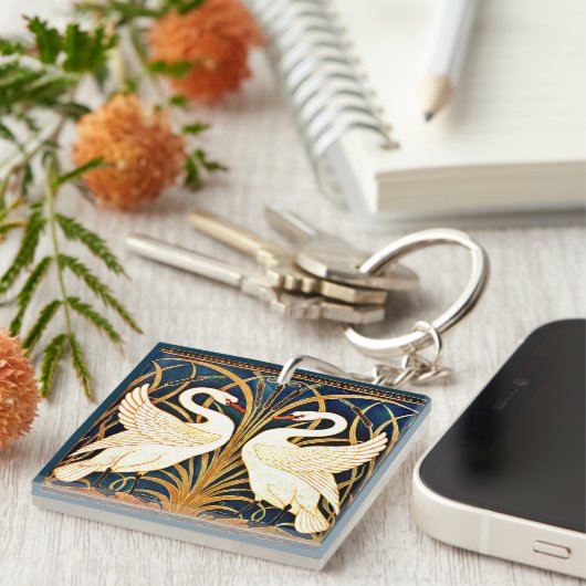 Porte-clés Swan et Rush et Iris, (Devant Droit)