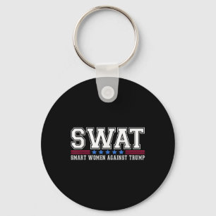 Porte-clés Swat Smart Women contre Trump Funny Anti-Trump 2
