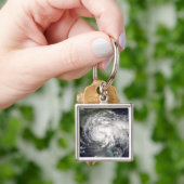 Porte-clés Tempête tropicale Fay 4 (main)
