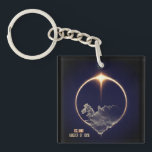 Porte-clés Total Solar Eclipse 2026 Iceland Diamond Ring<br><div class="desc">Celebrate the astronomical event of the decade with this Total Solar Eclipse August 12, 2026 keychain. The design captures the breathtaking "diamond ring" effect—the spectacular final flash of sunlight before totality—gleaming above a detailed, luminous map of Iceland. Rendered in elegant gold and deep cosmic tones, this high-quality keychain is the...</div>