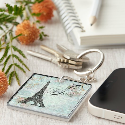 Porte-clés Tour Eiffel et roses roses (Devant Droit)