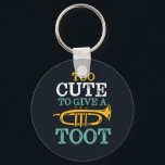 Porte-clés Trop Mignonne Pour Donner Un Jeu De Trompette Drôl<br><div class="desc">Conception amusante de trompette pour ceux qui jouent de l'instrument de musique en laiton dans un groupe de musique, orchestre ou performance musicale. Cool vintage retro Merchandises pour amoureux de musique jazz pour musicien et membre du groupe de marche. Parfait pour les professeurs de musique, les fans d'orchestre et ceux...</div>