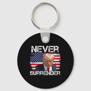 Porte-clés Trump Mug Shot Never Surrender 2024