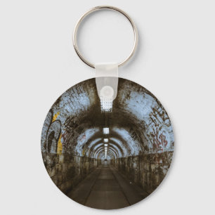 Porte-clés Tunnel souterrain d'obscurité