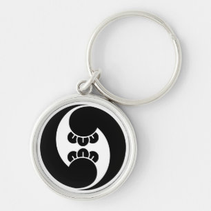 Porte-clés Two counterclockwise clove swirls