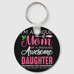 Porte-clés Un cadeau de chemise de maman fière de la part de 