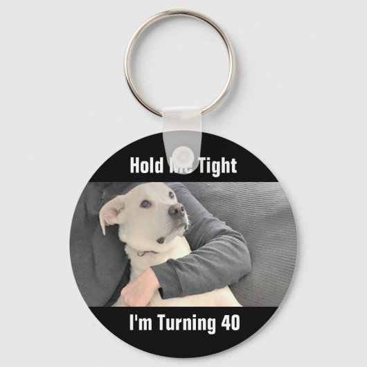 Porte-clés Un mignon chien blanc a peur de devenir quarante d (Recto)